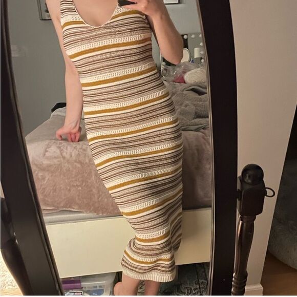 House of Harlow knit dress - Picture 3 of 3